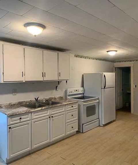 Veterans Dr — Photo 9