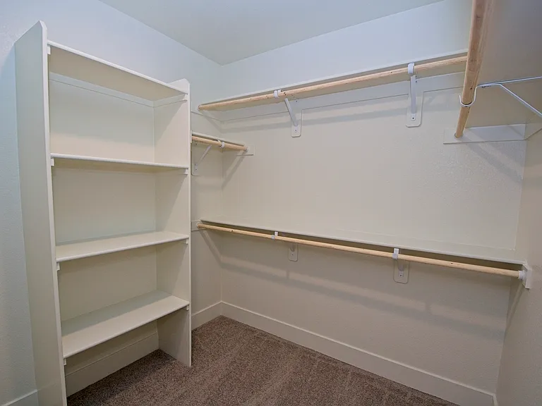 1636 Prancer St — Photo 25