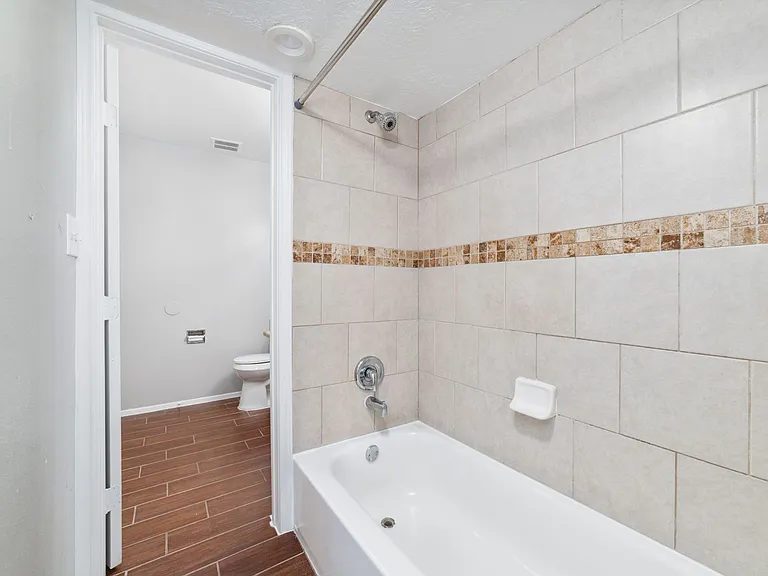 Audrey Lane Townhomes — Photo 39