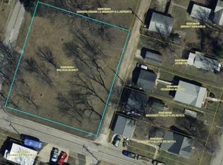 2008 Summit Ave, Muscatine, IA 52761