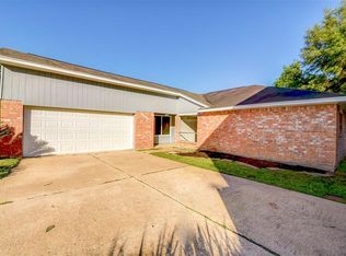 17226 Broken Back Dr, Crosby, TX 77532