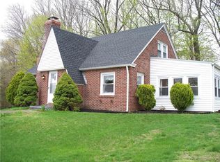 79 Esmond St, West Warwick, RI 02893