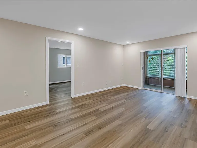 3500 Lake Bayshore Dr #K101 — Photo 17