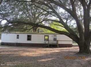 213 Walkup St, Interlachen, FL 32148