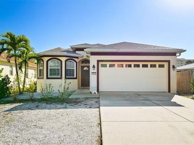 1858 Vamo Dr, Sarasota, FL, 34231