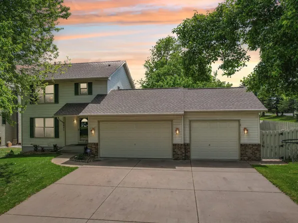 8671 Pheasant Run Rd, Woodbury, MN 55125