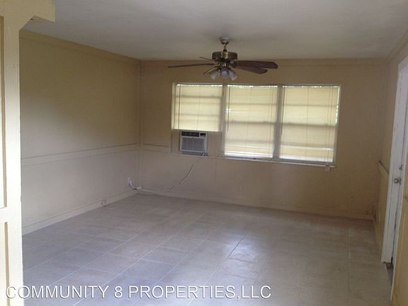 4th image of 1607 NW 15th Ter