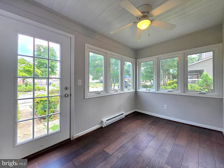 6012 Williamsburg Rd — Photo 3