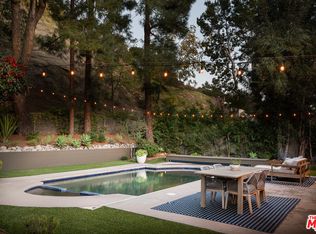 3100 Arrowhead Dr, Los Angeles, CA 90068