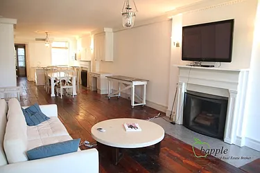 Rented by Bapple
