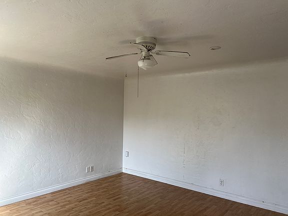 4th image of 310-12 S Nevada St #312