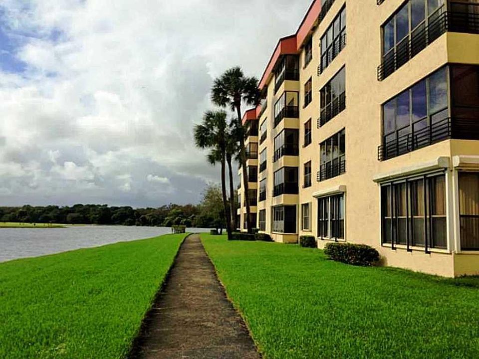 1st image of 2767 Carambola Circle #B406