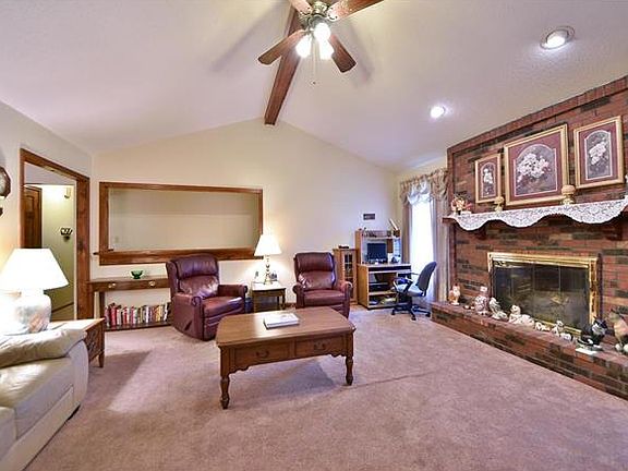 5th image of 11745 Avery Ln