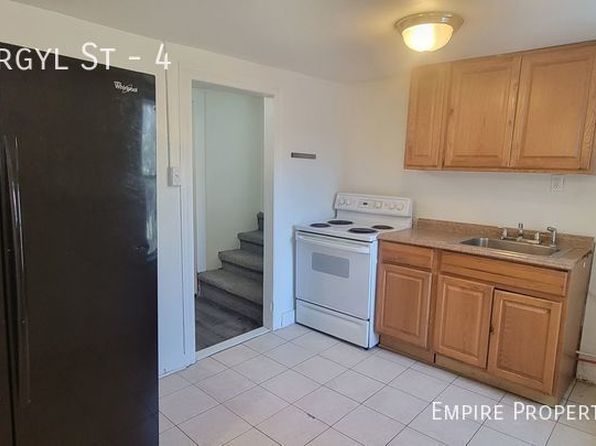 217 Pen Argyl St APT 4, Pen Argyl, PA 18072