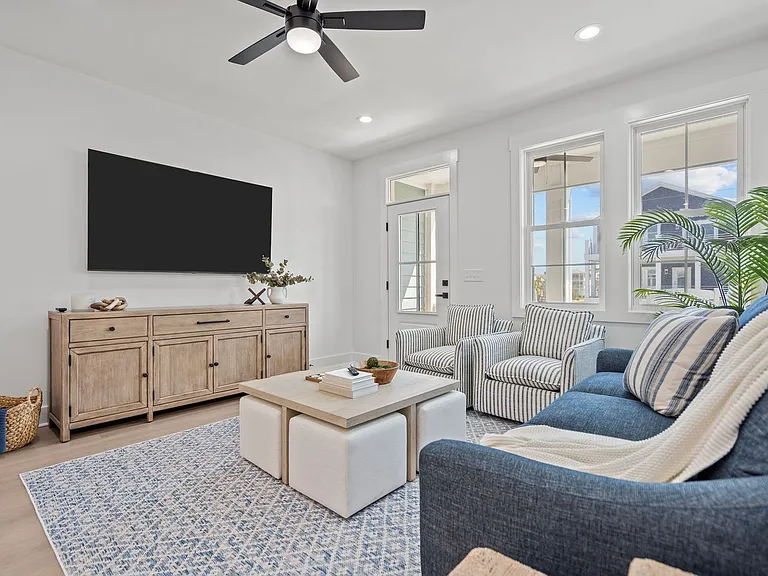 500 N Carolina Ave #2 — Photo 4
