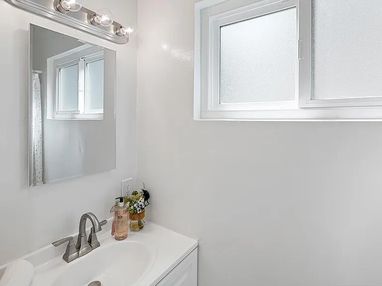 3970 Lamont St — Photo 21