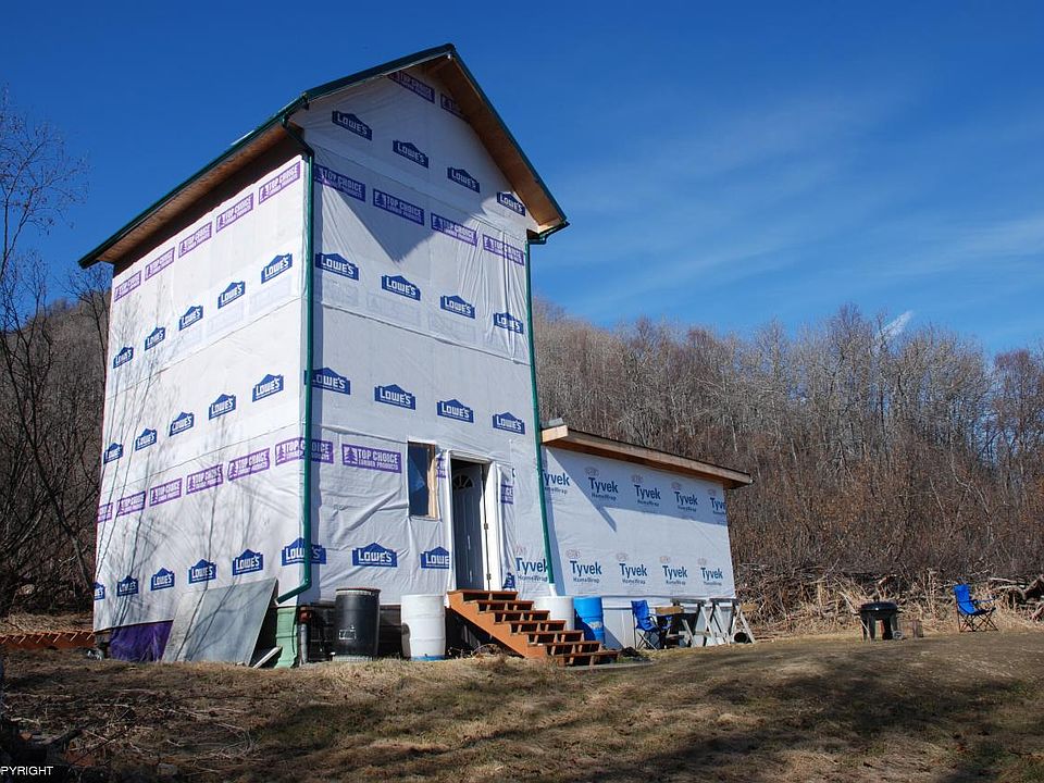 2nd image of 57670 Glacier View Rd