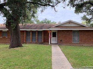 6335 Dove Hill Dr, San Antonio, TX 78238