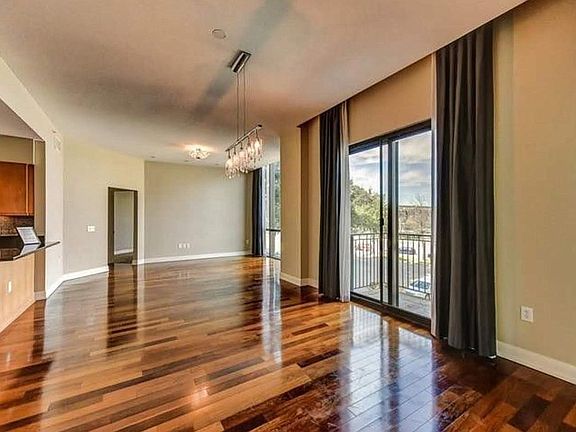 2nd image of 5320 E Mockingbird Ln Unit 201