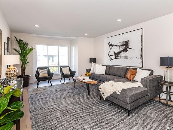 5th image of 1117 Ocean Ave #201