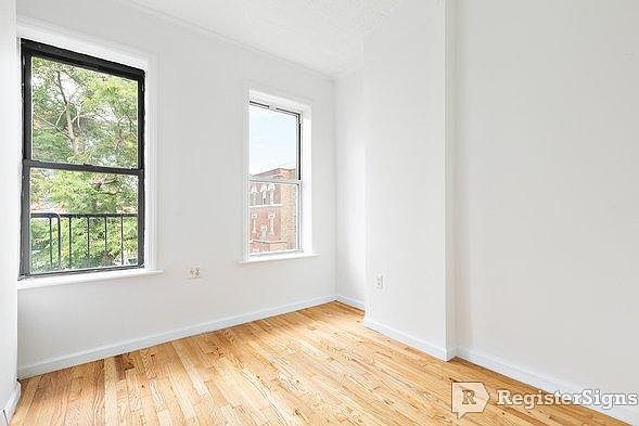 2nd image of 21 Adelphi St