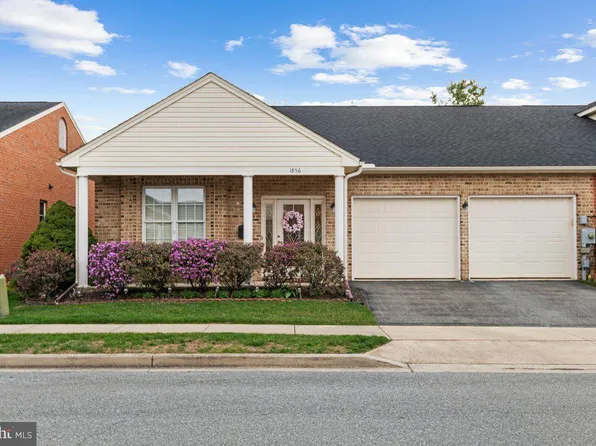1856 Meridian Dr, Hagerstown, MD 21742