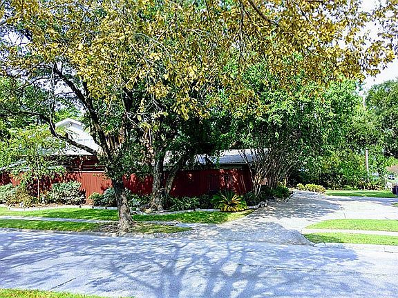 4th image of 5030 N Braeswood Blvd