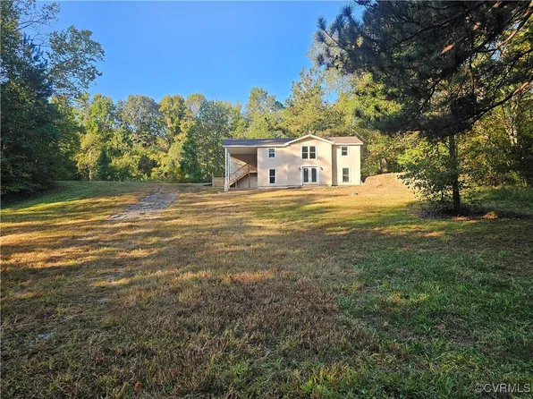 13061 Colonial Trl W, Spring Grove, VA 23881