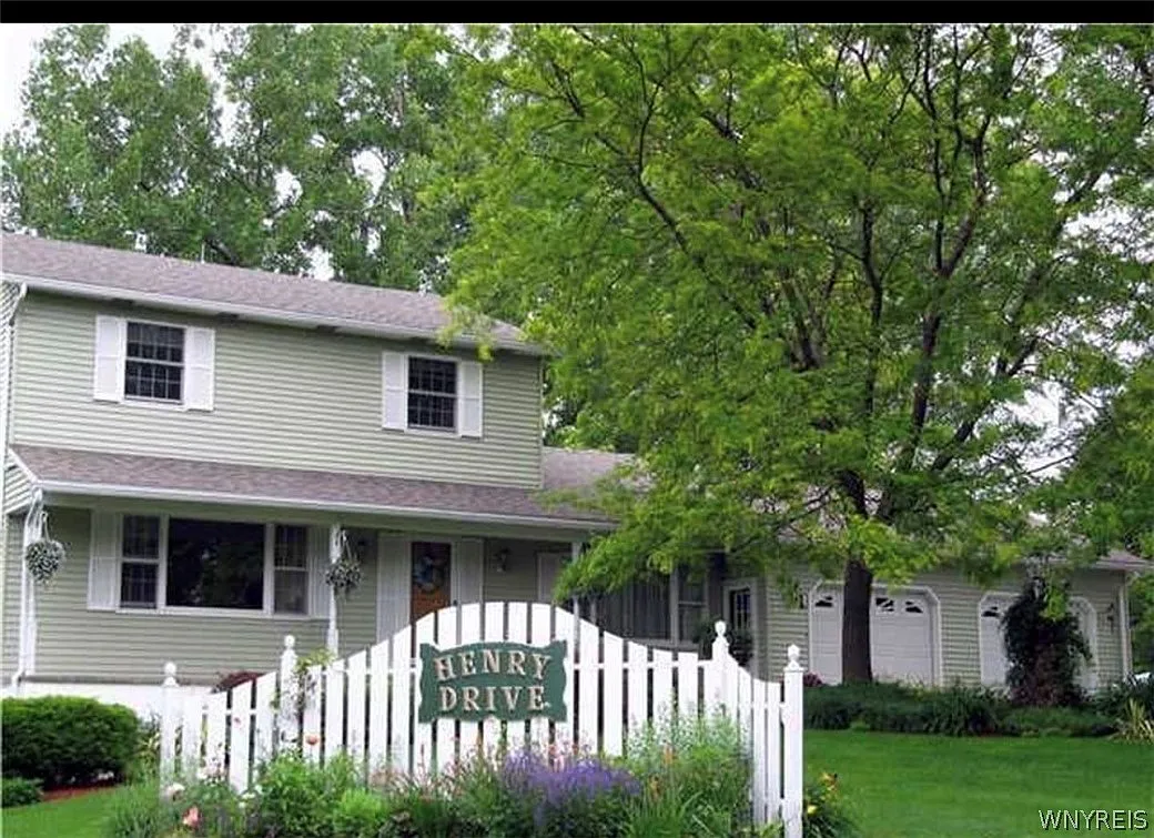 1 Henry Dr photo 1