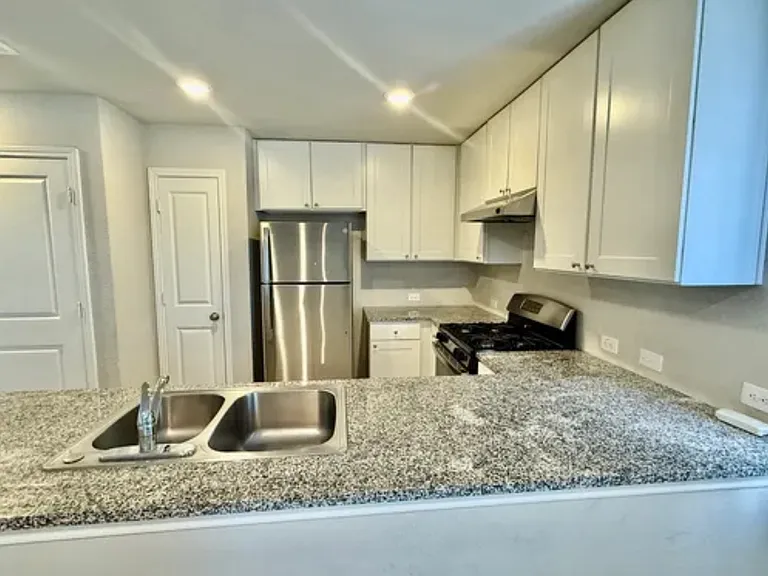 9206 Griffith Run — Photo 17
