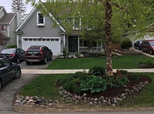 4914 Stonewall Ave, Downers Grove, IL 60515