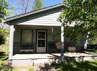 123 Beller St, Narrows, VA 24124