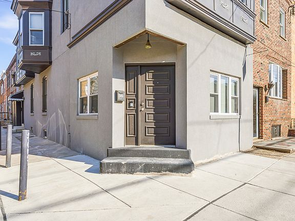 2nd image of 1105 Morris St Floor 2