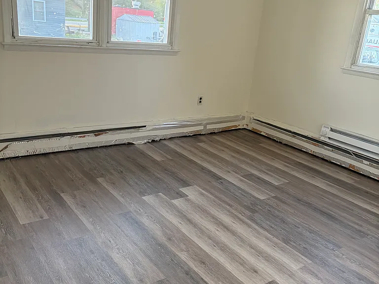 2516 N Dupont Pkwy — Photo 10