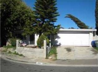 808 Uno Ct, Vista, CA 92084