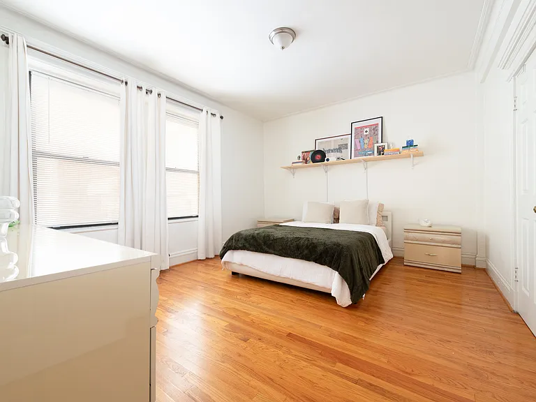 464-466 Commonwealth Ave #206 — Photo 13