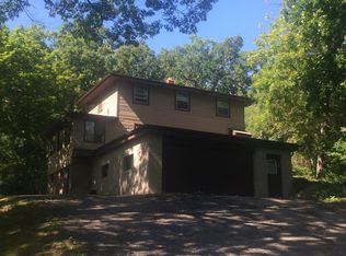 4217 N River Bay Rd, Waterford, WI 53185