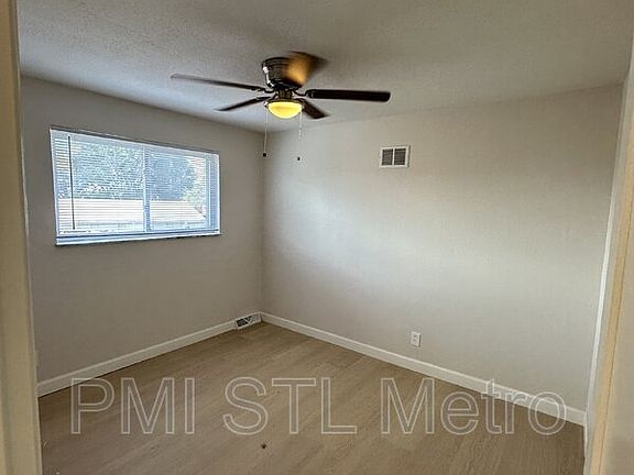 2nd image of 4615-4617 Virginia Ave #E