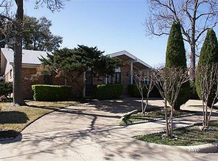 3318 Burning Tree Ln, Garland, TX 75042