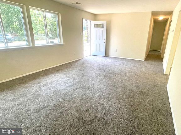 2nd image of 53 Sepulga Dr
