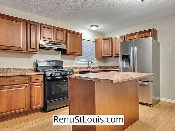 4th image of 4086 Fox Island Dr