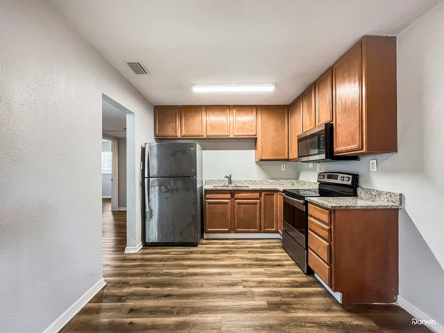 4 bed, 2.0 bath, 1375 sqft, $1,945 — Photo 4