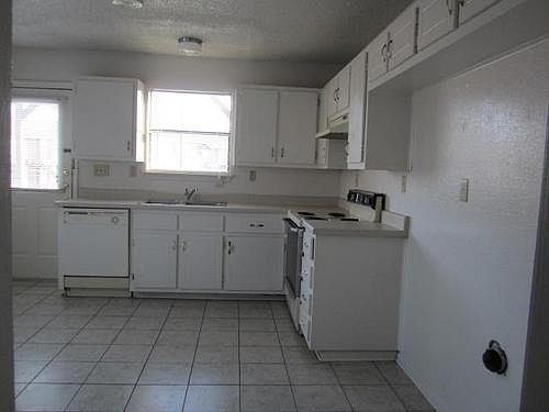 3rd image of 210 North Dr #Ad