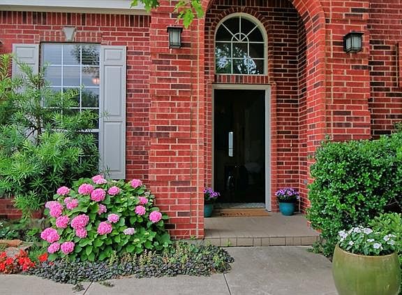2nd image of 5605 Shadydell Dr