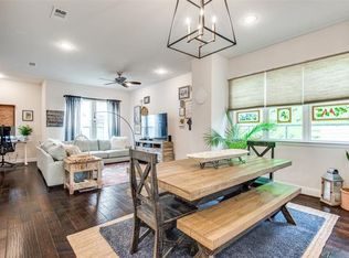 207 Lanyard Dr, Lewisville, TX 75057