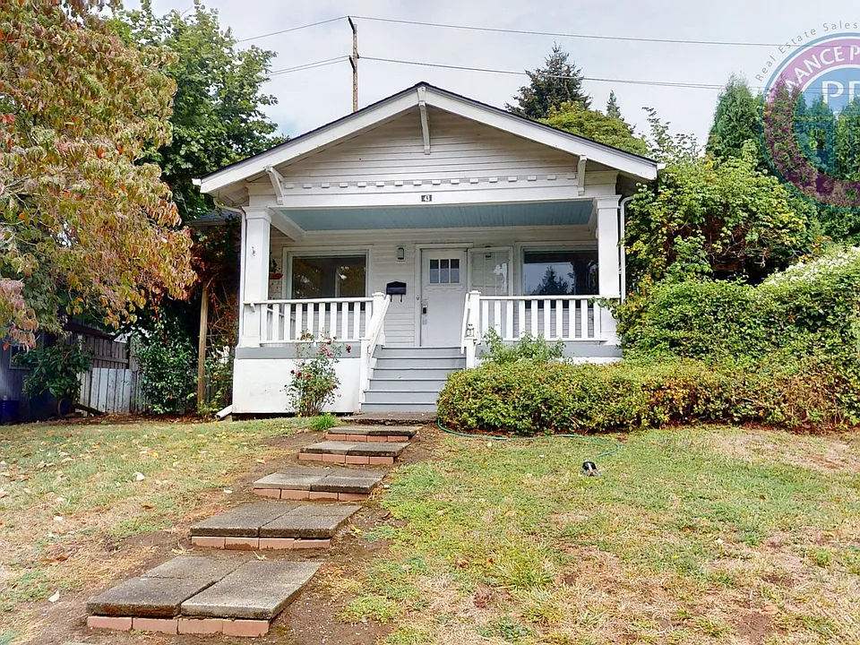 43 Ladd St