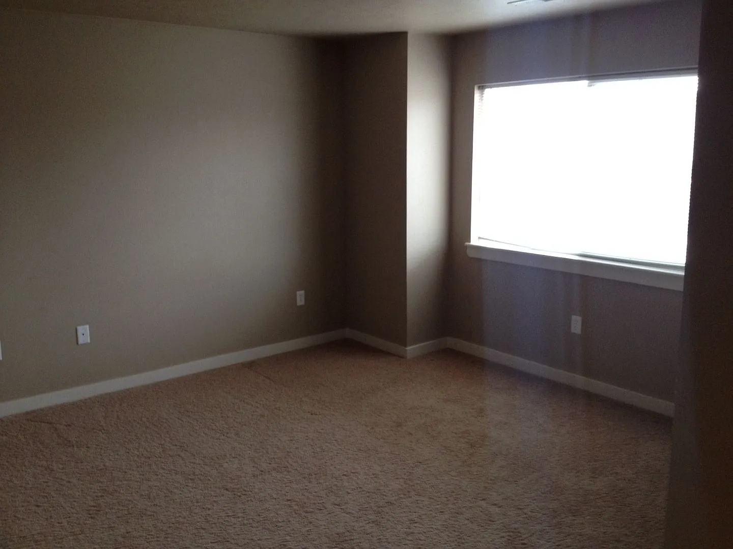 10999 W Garverdale Ln Ste 101-104 — Photo 3