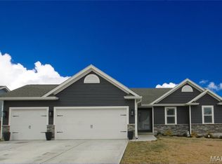 610 Schapers Ct, Moscow Mills, MO 63362