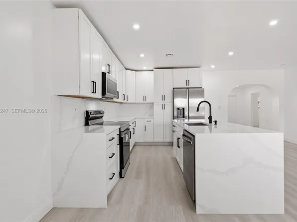 3341 NW 7th St, Fort Lauderdale, FL 33311