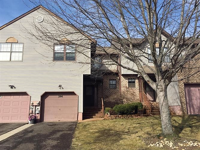 1st image of 394 Oak Knoll Dr